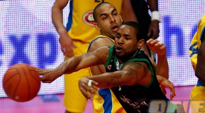 מקינטייר מול בלות&acute;נטאל (GettyImages)