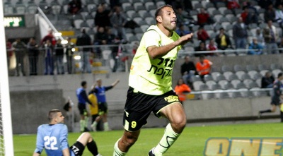 אחמד סבע חוגג את השלישי, אברבנל המום (אמיר לוי)