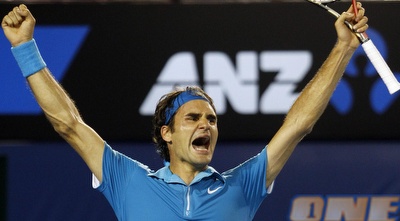 פדרר חוגג את הזכייה באוסטרליה (רויטרס)