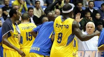 גרשון ושחקניו. (אמיר לוי) גרשון ושחקניו. (אמיר לוי)