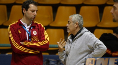 אקדג מאמן גלאטסראיי. גם בליגה אנחנו חייבים לנצח (גיא בן זיו)