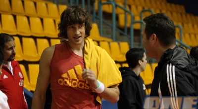 סימאס יסאיטיס משלים פערים עם גודס (גיא בן זיו)