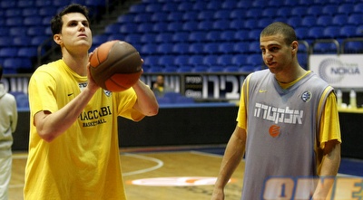 גיא פניני ורביב לימונד. &qout;הכי חשוב זה הסמל&qout; (אמיר לוי) גיא פניני ורביב לימונד. &qout;הכי חשוב זה הסמל&qout; (אמיר לוי)