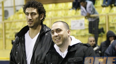 אלפסי וחכמון. באו לתמוך בקבוצת הכדורגל (אמיר לוי)