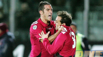 פיליפיני חוגג עם לוקארלי את היתרון הזמני של ליבורנו (GettyImages)