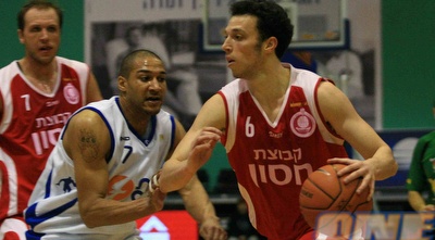 ניצן חנוכי וקוקי בלצ&acute;ר (מנהלת הליגה)