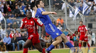 ג´ורג´ דאטורו (אמיר לוי)