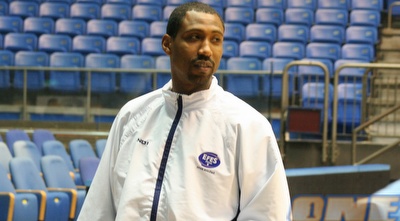 בוטסי ת´ורנטון. עוד קדנציה בסיינה (בעז גורן)