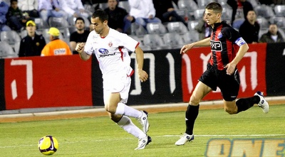 גילי ורמוט מול אייל טרטצקי. כמה שחקנים צריכים לשמור על ורמוט? (אמיר לוי)