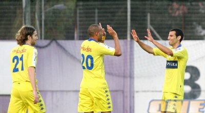 שפונגין, ז´אן וייני. מכבי בדרך הנכונה (קובי אליהו)