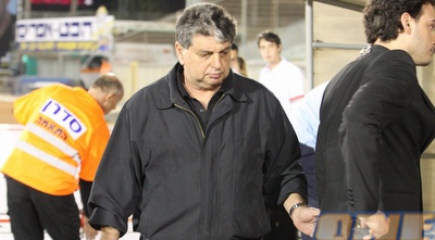 יצחק שום הערב בקרית אליעזר. (עמית מצפה)