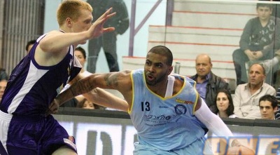 גרי פורבס ואדם בולינגר (מנהלת הליגה) (ONE) גרי פורבס ואדם בולינגר (מנהלת הליגה) (ONE)