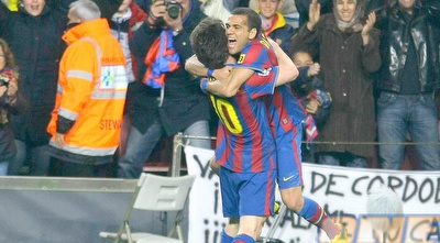 מסי ודני אלבס חוגגים ניצחון דרמטי (רויטרס)