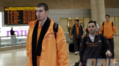 ננדו דה קולו הצטיין כהרגלו בולנסיה (בעז גורן) ננדו דה קולו הצטיין כהרגלו בולנסיה (בעז גורן)