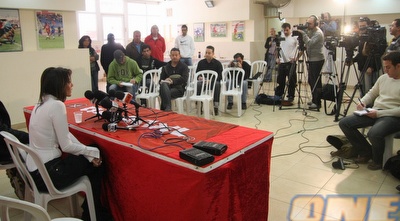 אלונה ברקת (דרור עינב)