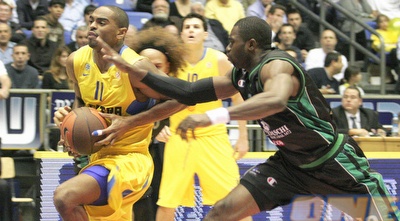 אנדרסון: &qout; (דרור עינב)