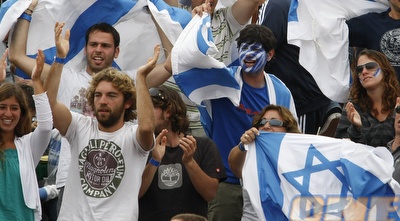 אוהדי הנבחרת בצ´ילה. התמיכה לא הספיקה (רויטרס) אוהדי הנבחרת בצ´ילה. התמיכה לא הספיקה (רויטרס)