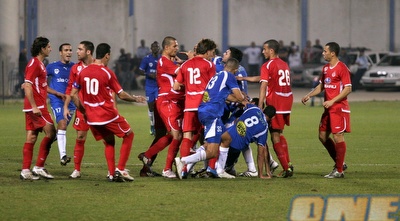 עימות באורווה (רועי גלדסטון)