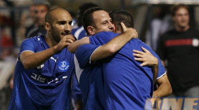 אסוס וצרפתי. שילוב מנצח?  (רועי גלדסטון)