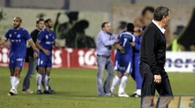 אלי גוטמן על רקע החגיגות של שחקני פ&qout;ת (אלעד ירקון)