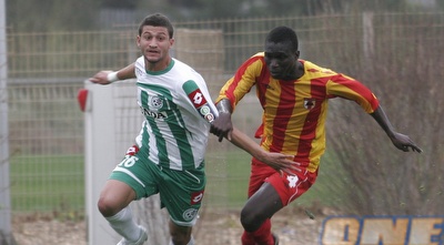 דגוסטה מנסה לסגור את גדיר. שידרג את שכרו בחיפה (שי לוי)