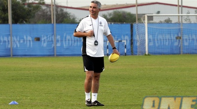 פרדי דוד. מכין שלושה שינויים בהרכב (אלעד ירקון) פרדי דוד. מכין שלושה שינויים בהרכב (אלעד ירקון)