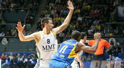 אנדרסון מול יאריץ´ (שרון קביליו)