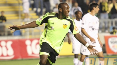 טוטו תמוז רץ לחגוג (גיא בן זיו)