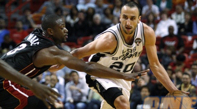 ג´ינובילי. קלע את השלשה החשובה במשחק (רויטרס)