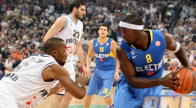 פרקינס מול מקאלב (שרון קביליו)