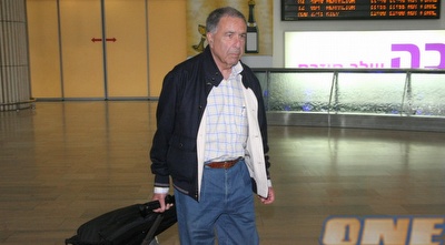 שצעון מזרחי בנחיתה היום בנתב&qout;ג (דרור עינב)