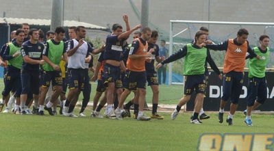 שחקני מכבי ת&qout;א. (אור שפונדר) שחקני מכבי ת&qout;א. (אור שפונדר)