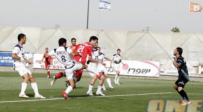 שוורצמן נוגח מול בן חמו (דרור עינב)