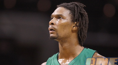 כריס בוש. הרפטורס מקווים שלא מדובר בפציעה חמורה מדי (GettyImages)