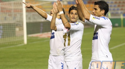 בוזגלו וגפני מרוצים אחרי הניצחון (גיא בן זיו)