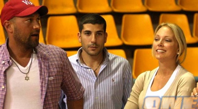 אגייאר (ONE) אגייאר (ONE)