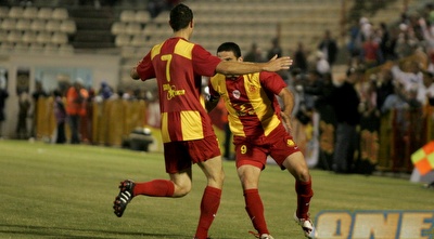 מקרייב ומשה אוחיון חוגגים את השער מול נצרת עילית (קובי אליהו)