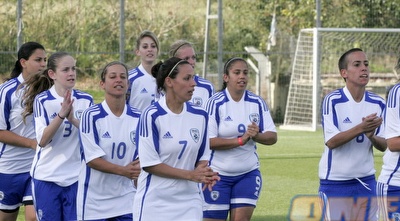 נבחרת הנשים נגד בלייזר (קובי אליהו)