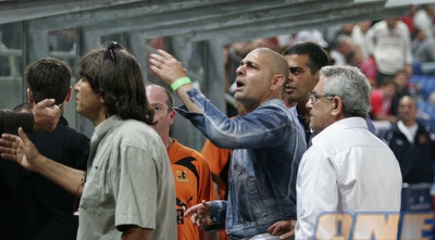 חזי שירזי (רועי גלדסטון)