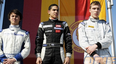 רוי ניסני על הפודיום (ONE)