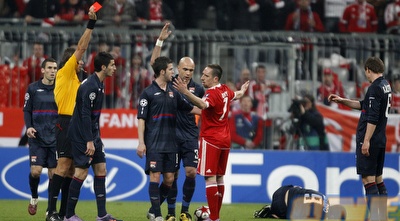 ריברי מקבל אדום (רויטרס)