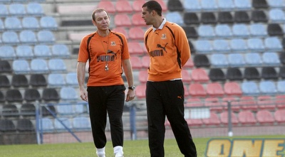 גיא לוזון. נפרד מהקבוצה (שי לוי) גיא לוזון. נפרד מהקבוצה (שי לוי)