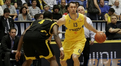 צ´אק איידסון מול טוני וושהאם (שי לוי) צ´אק איידסון מול טוני וושהאם (שי לוי)