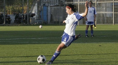 אשרת עיני. &qout;אישה שתיכנס למערכת, תוכיח את עצמה&qout; (קובי אליהו)