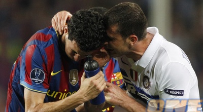 מוטה תוקף את בוסקטס (רויטרס)