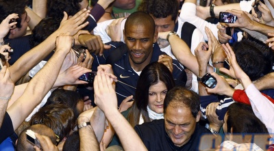 מייקון ממשיך לבסס את מעמדו כאחד המגנים הטובים בעולם (רויטרס)