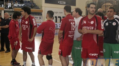 הפועל ראשל&qout;צ כדוריד עצובים (קובי אליהו)