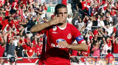 באדיר חוגג את השער השני של הפועל (אלעד ירקון)