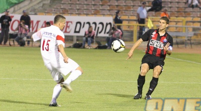 לוי מול טרטצקי. היום בקרית אליעזר (עמית מצפה)