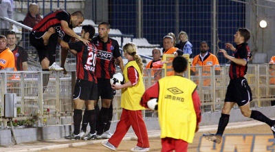 הפועל חיפה חוגגת. נשארה בליגה (עמית מצפה)